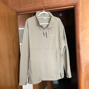 Columbia outdoor jacket